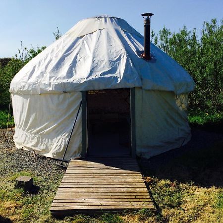 Mill Haven Place Glamping-Yurt 2 Хаверфордуэст Экстерьер фото