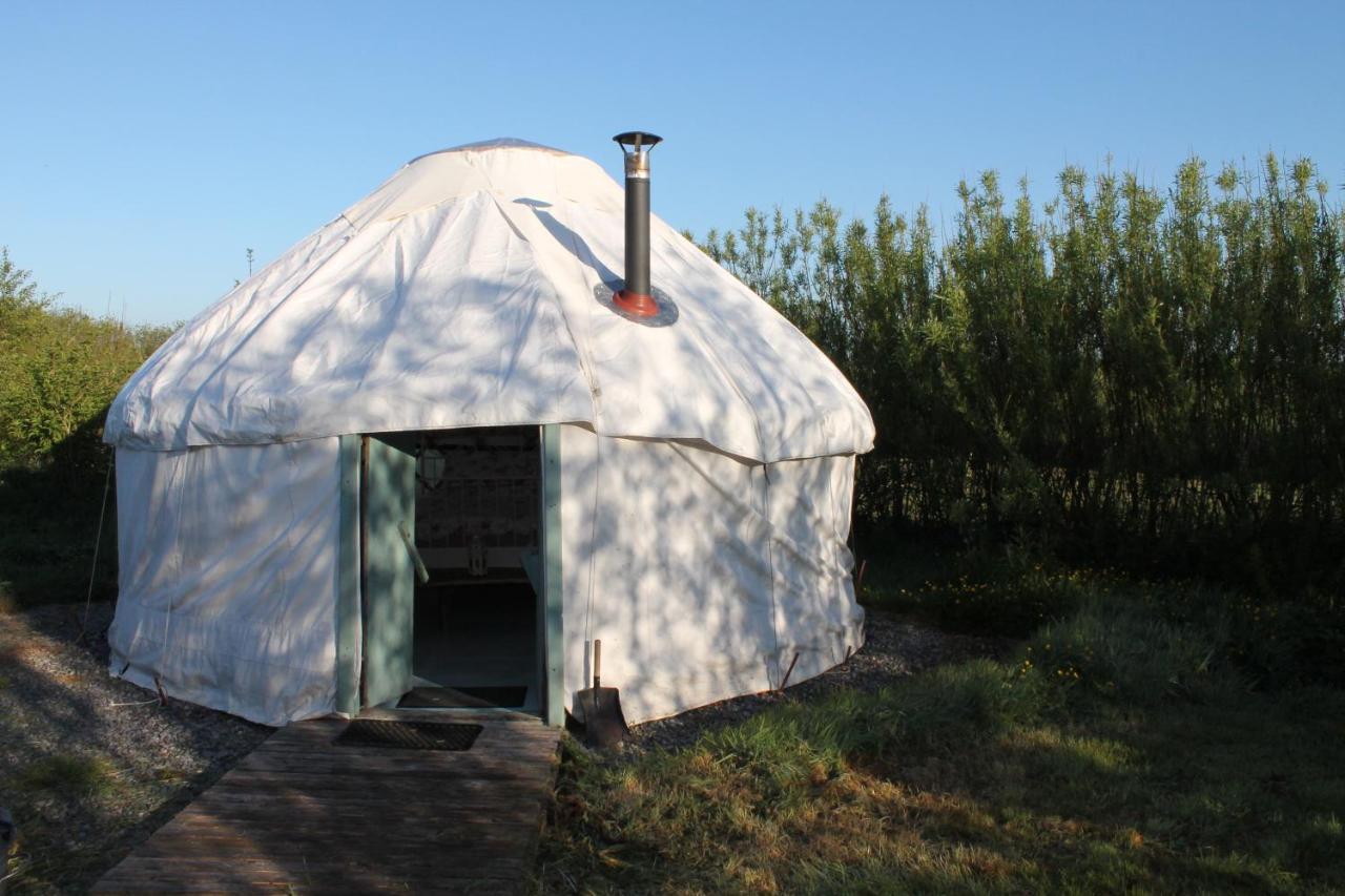 Mill Haven Place Glamping-Yurt 2 Хаверфордуэст Экстерьер фото