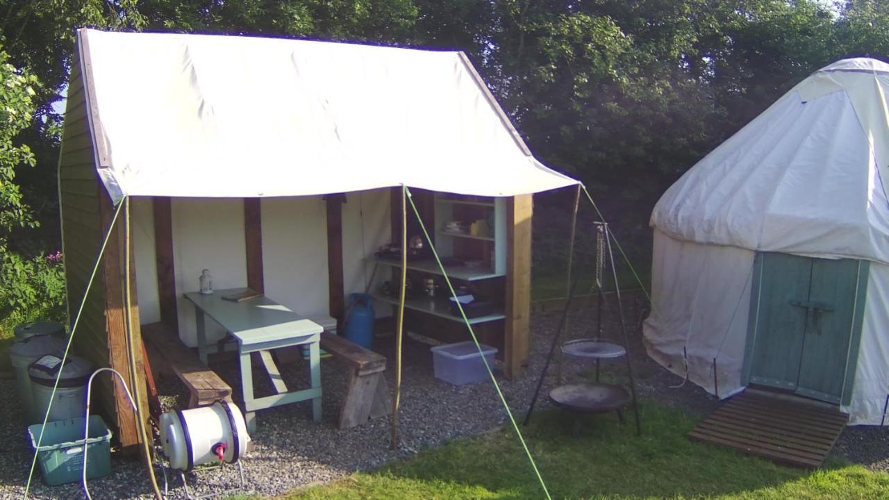 Mill Haven Place Glamping-Yurt 2 Хаверфордуэст Экстерьер фото